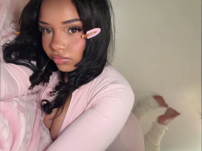 Nails? Sub funded. Hair? Sub funded. Anything less than an easy life as a sub funded princess is subpar and unworthy of me. I don't even remember the last time I paid for something with my own money…