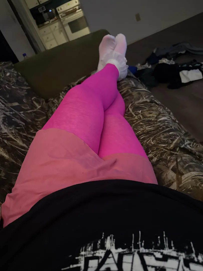 Palm coast st Augustine area really love wearing my pink on pink wanting to talk to other crossdresser or sissy or more hehe no men not passible