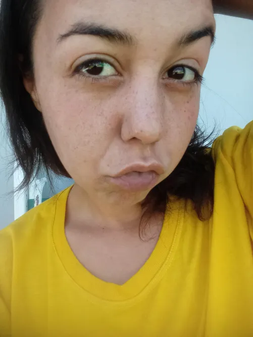 Pequitas apenas despertando