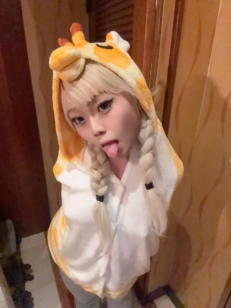 Petite Japanese. Ruin me please