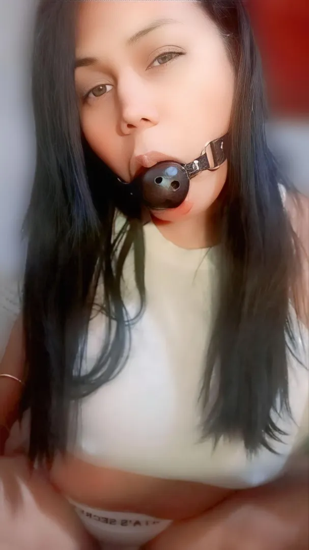 Suck on these titties... Look how hard my nipples are