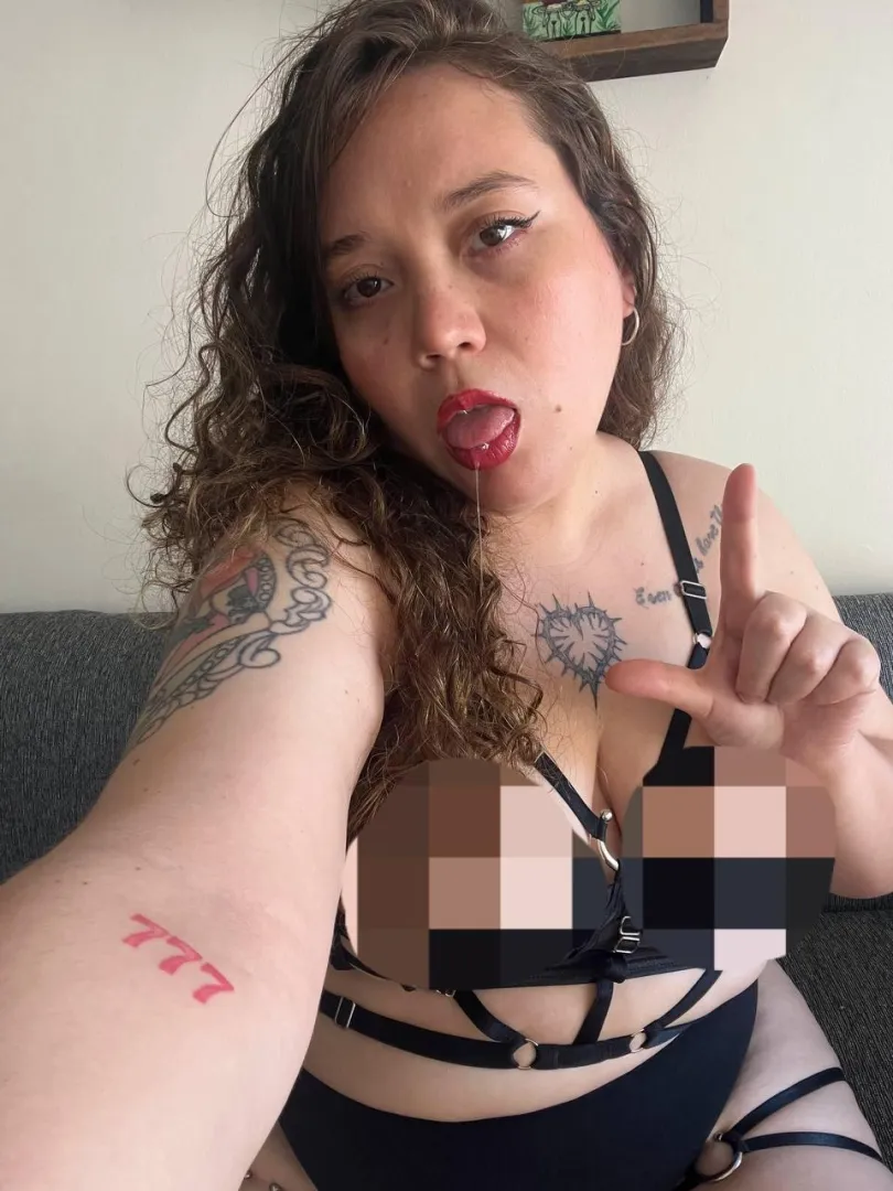 The only way you can see my tits is in your imagination