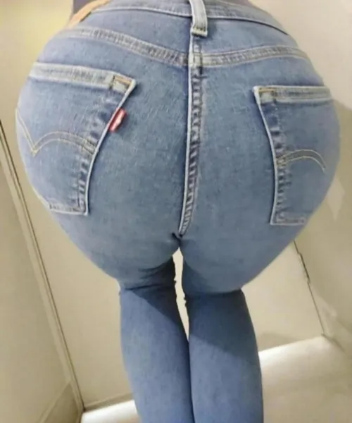 ull neva get in my pants butt maybe id let u dry hump me in them 