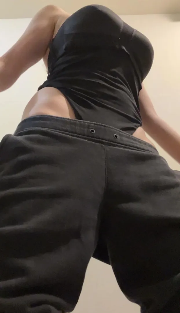 What are u thinking about right now?