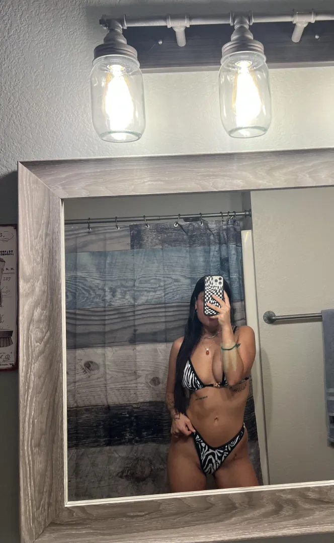 What do you think about my outfit? ;)