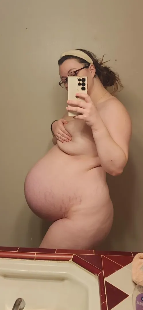 Your favorite pregnant bimbo