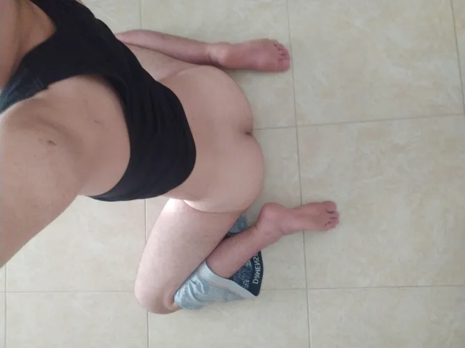 19 καποιος να με σκίσει;