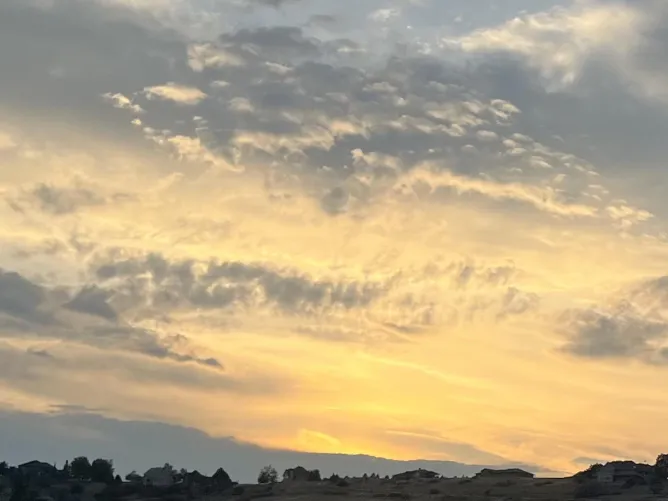 21 M4F great falls mt - seeking to have a hangout and maybe have some fun, I can host.