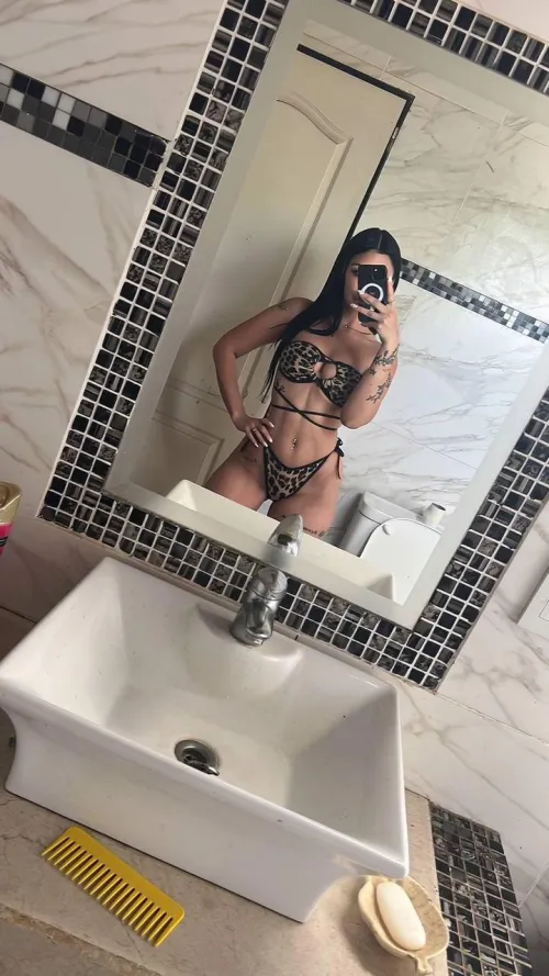 21f4m i’ve got energy to burn, come try to match it