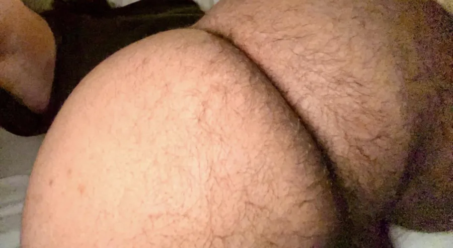 23m Latino ,looking for fwb or fuck buddy / Someone to claim this hole or possibly more . I don’t host but can travel . Looking