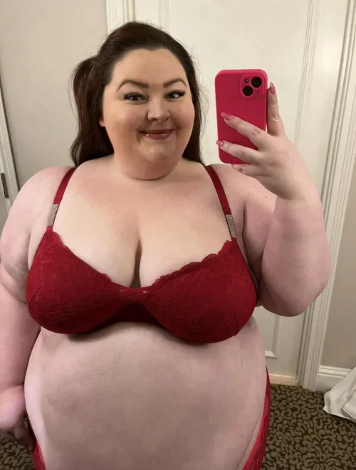 do I look like trouble… or wifey? 