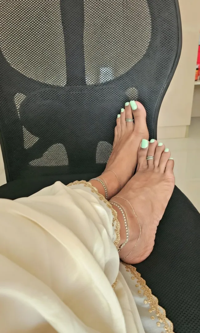 Ever worshiped an Indian girl's feet before?