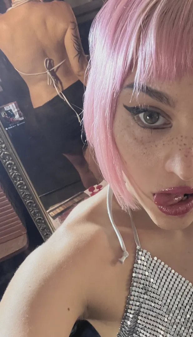 Free tonight + tomorrow for fun lnssta replies only: .elenasylen'.