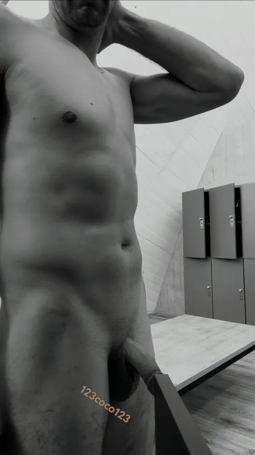 Frisch geduscht nach einer Runde im Fitnesstudio