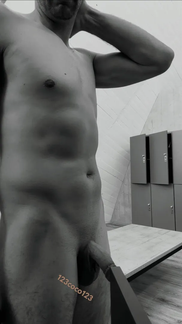 Frisch geduscht nach einer Runde im Fitnesstudio