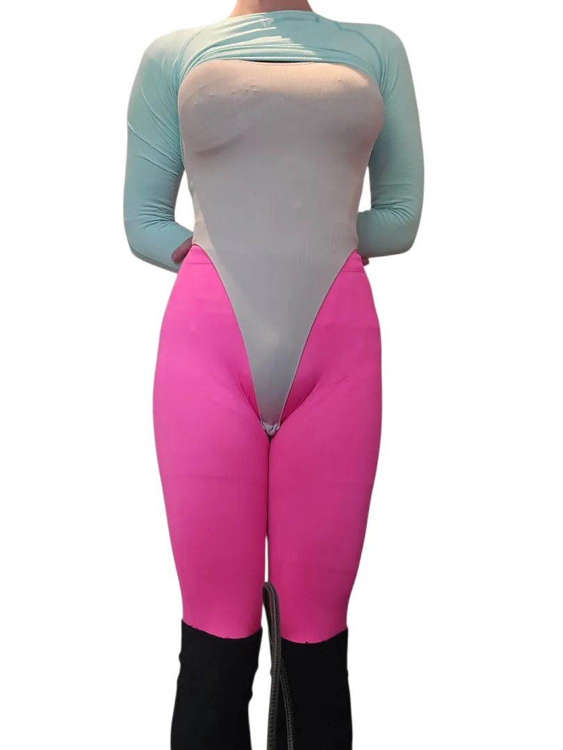 Hey, Sissy [27] aus #Hamburg sucht einen kinky Dom/me. Am liebsten langfristig und auf Session based. Das ist mein erstes Mal im RL, von daher würde ich gerne etwas langsamer anfangen und online sich erst Kennenlernen. Kik hannahwood03