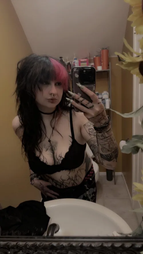 i think pink suits me