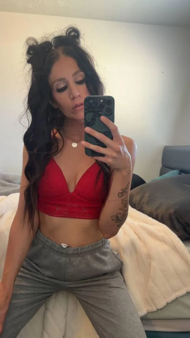 If I asked you to fuck me.. would you say yes or no?