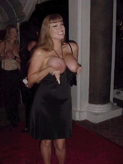 Imagine being lucky enough to walk by at that moment