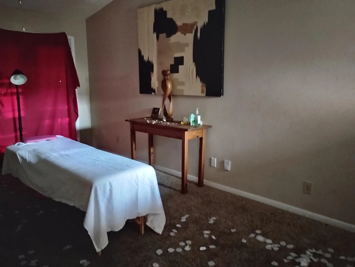 Look at the first Pic, Then Look at me.....this is where u need to be.