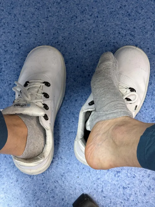 Los zapatos del trabajo me ponen caliente