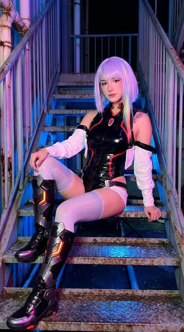 lucy cosplay (luna)