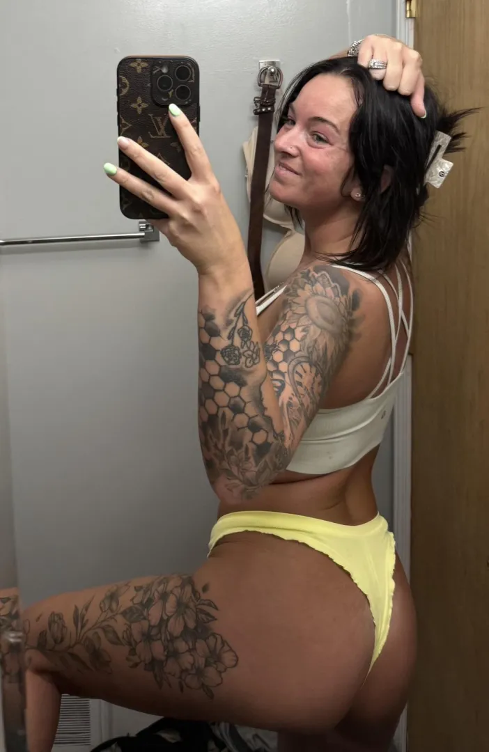 [selling] [us] new inventory ready to wear to make them dirty for you