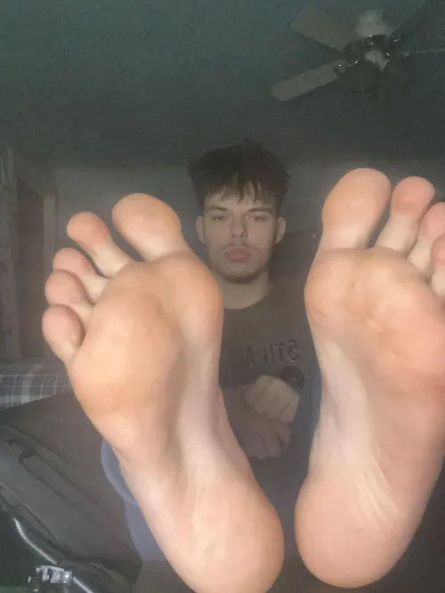 Serve these Alpha Soles 19yr