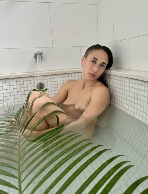 Sweet and soft bathtime vibes