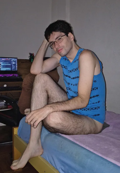 The bigger my arms get the more I want to wear this shirt