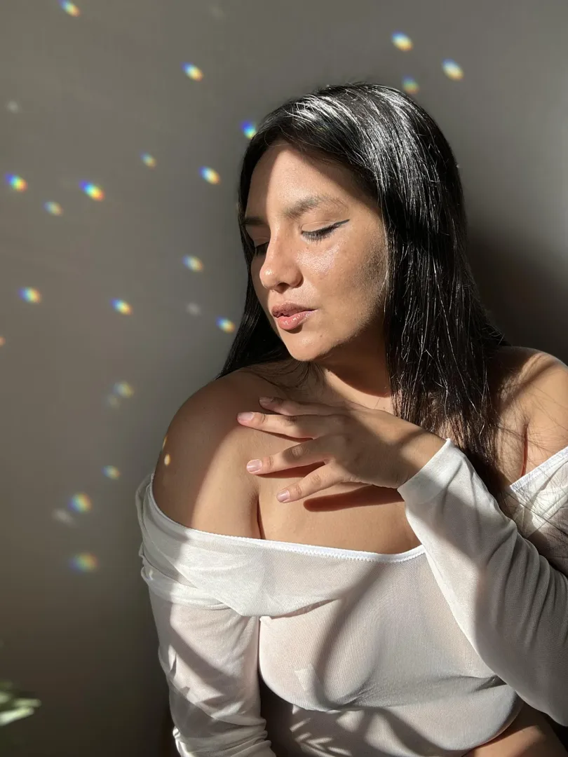 While you're sitting in your office pretending to be in charge, I'm here deciding what to do with your next paycheck. I'm looking for a corporate slave who understands that their sole purpose is to smell like my favorite perfume and fund my lifestyle.