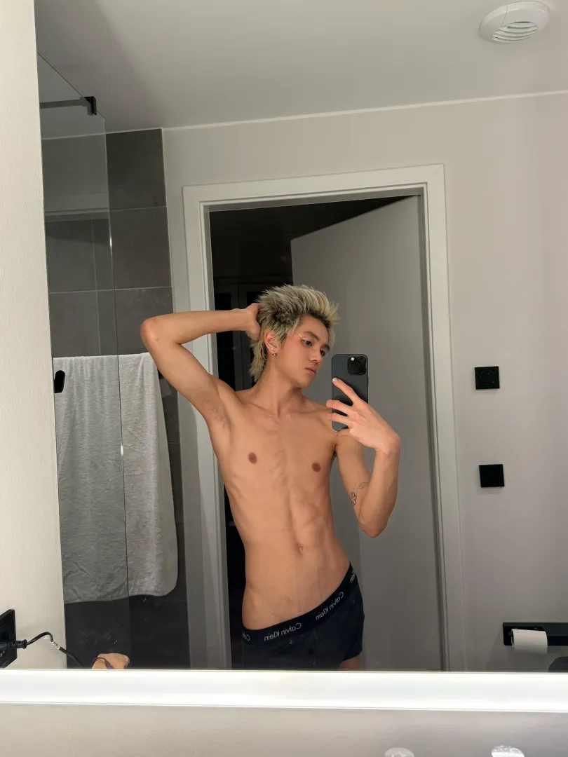 Who is your favourite Asian twink?