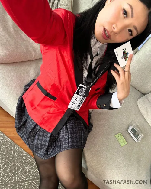 Yumeko Jabami cosplay with pantyhose