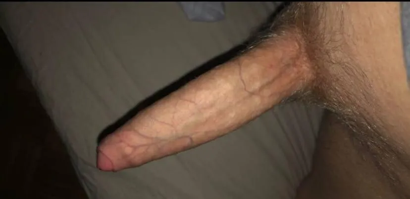 [18] Meine Freundinn ist nicht da und ich bin horny. Dm.
