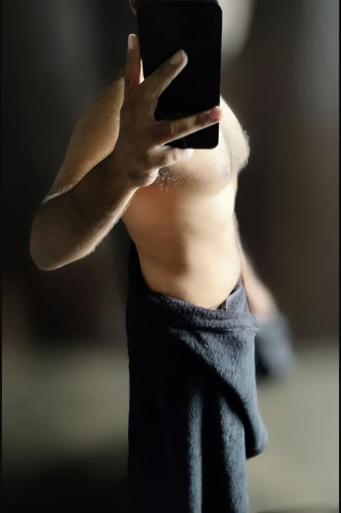 30 [M4F] - Let me eat you out, like a man possessed! Ride my face till you're completely satisfied ;)