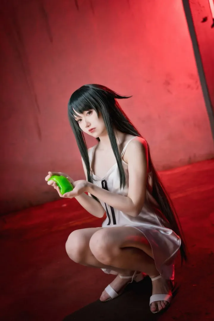 @akagikuro Saya no Uta Cosplay