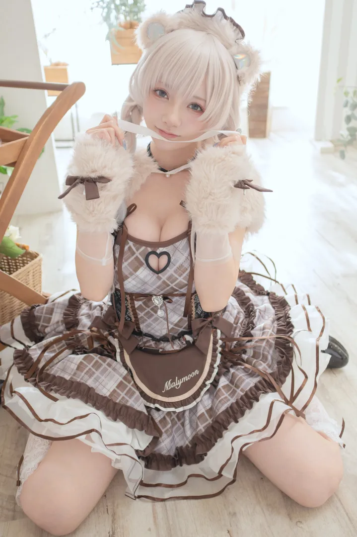 @angelia_lapin Kuma Maid Outfit
