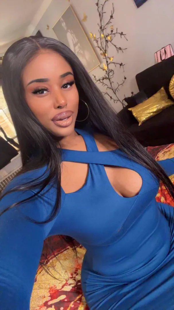 Are you spending the night with a BBC trans girl like me?