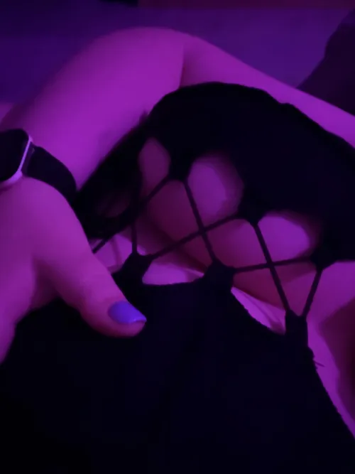 Bet you want to see more of me