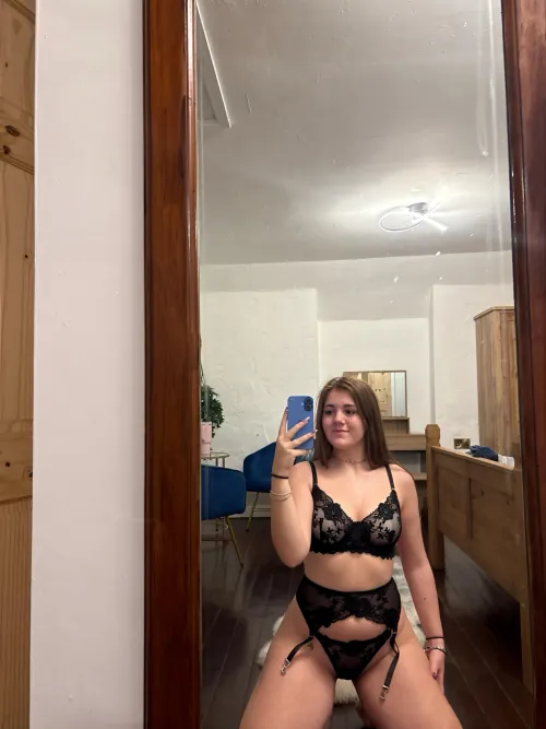 do i look good in this? ;)