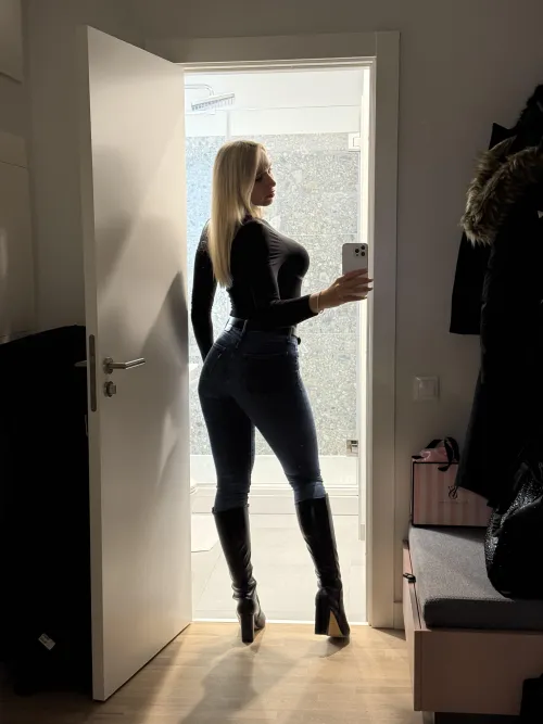 Do you get hard when you see me?