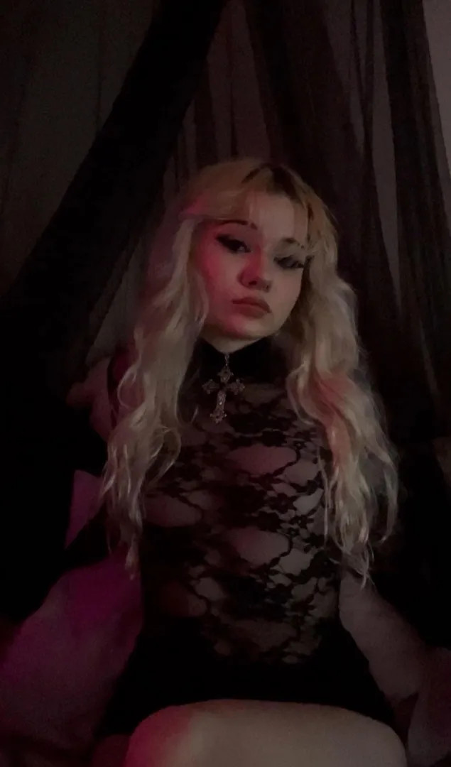 Do you like younger blondes 