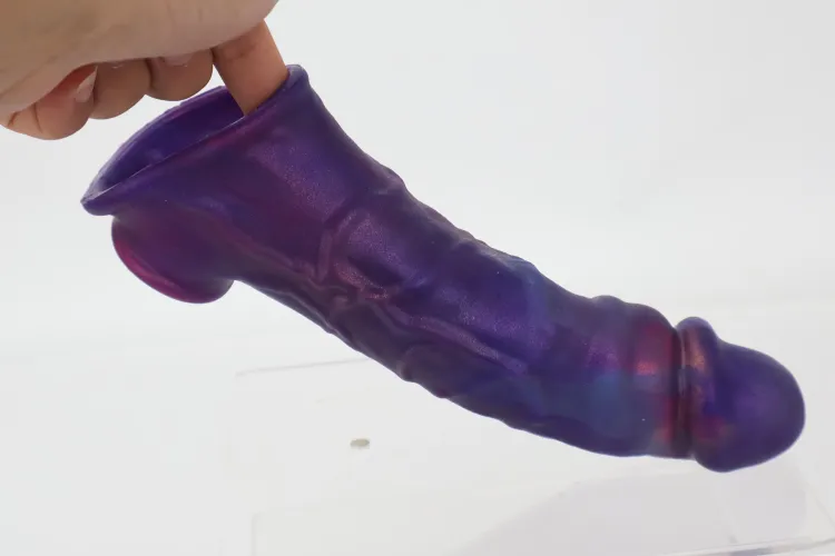 Does anyone have this toy need a review on it