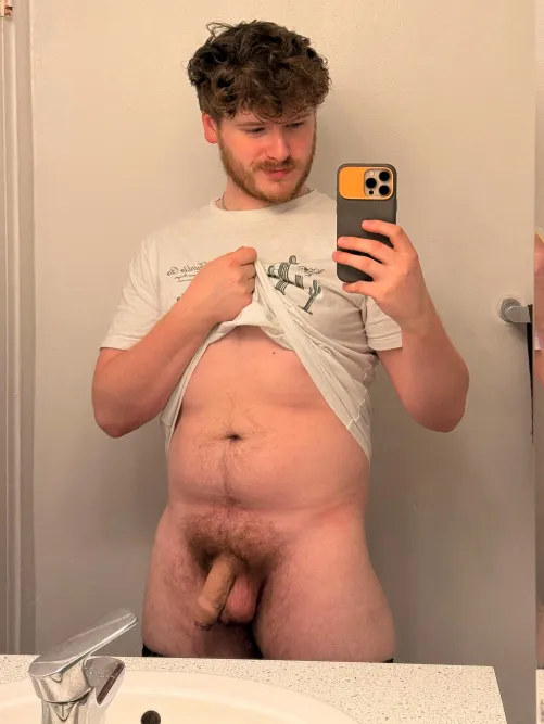 Follow the trail to my thick bush 