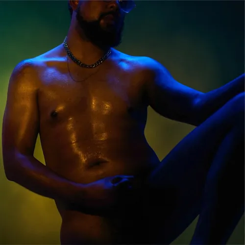 Girl just broke up with me trying to forget today let get lit