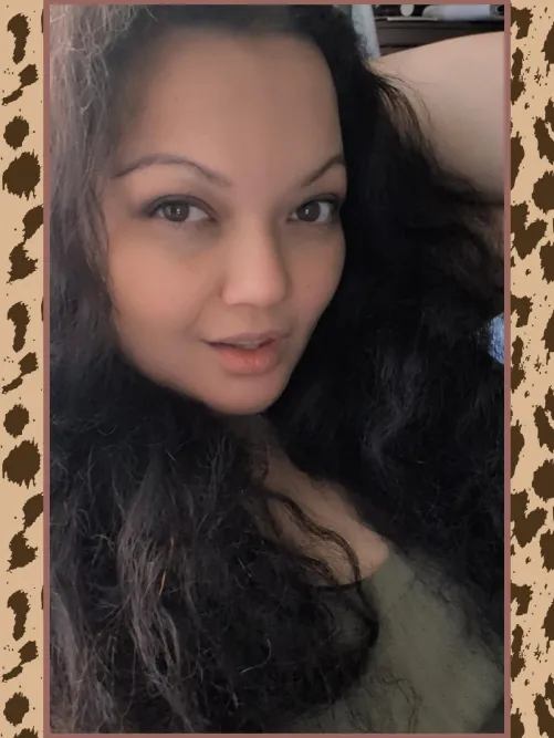 ♡ I'm far too pretty for you. Your cash can get my attention though. 