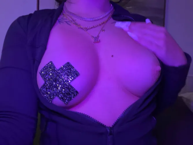 My full chest stays warm and ready for your thick warm finish anytime