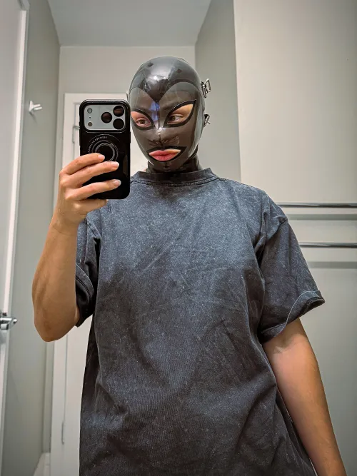 New Smokey Black Hood