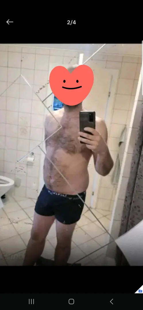 Nogle der er friske på noget lækkert hygge søndag aften i Hillerød? Er en sød frisk fyr på 44 år. Søger mest teen/twink type.