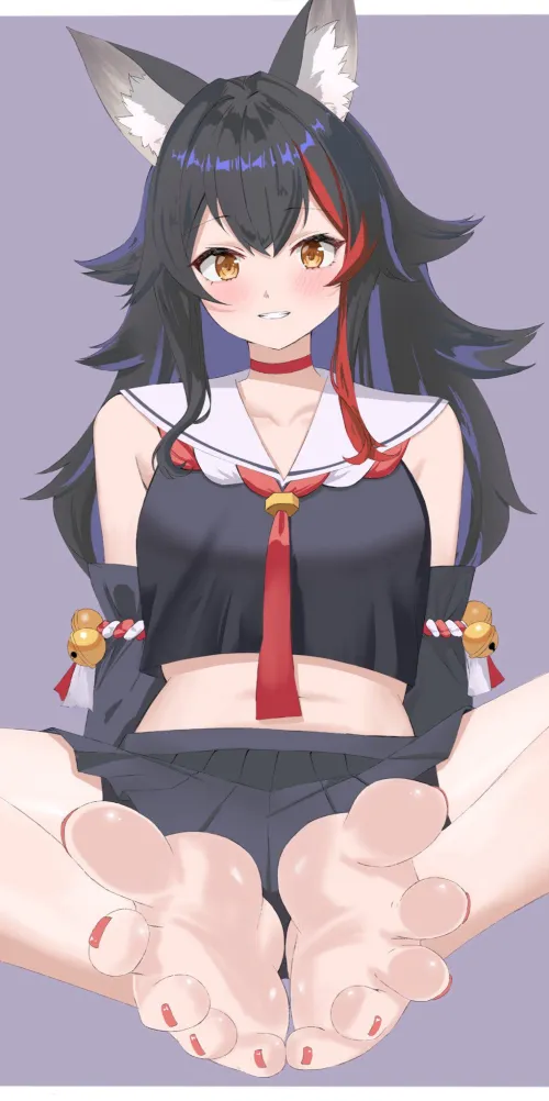 Ookami Mio's cute wolfo feet :3